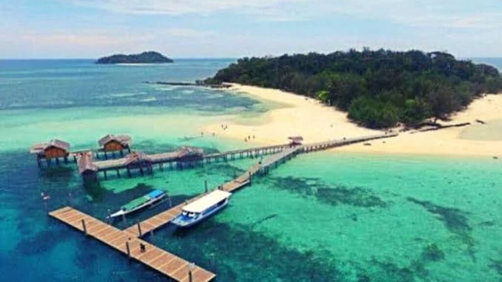 Menelusuri Surga Tersembunyi di Indonesia
