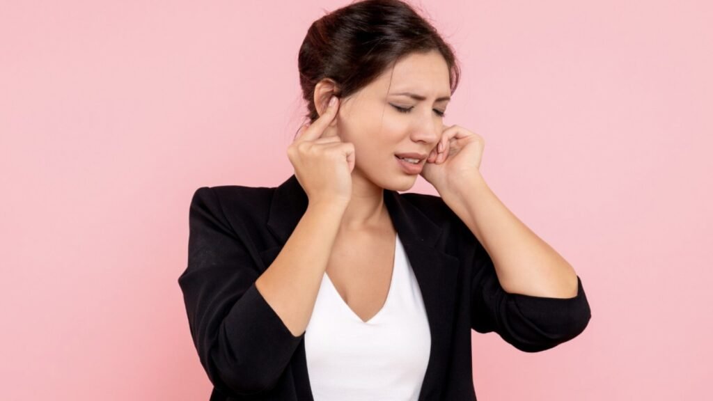 Mengatasi Tinnitus: Memahami Penyebab dan Kapan Harus Mencari Pertolongan