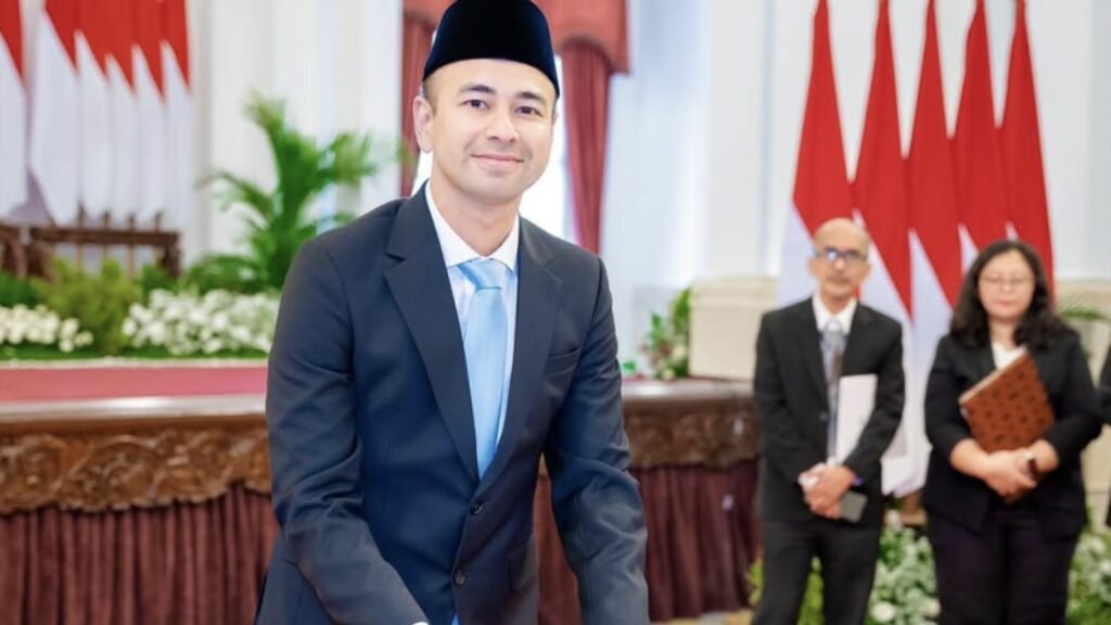 Raffi Ahmad Ingatkan Generasi Muda Tentang Bahaya Pinjaman Online